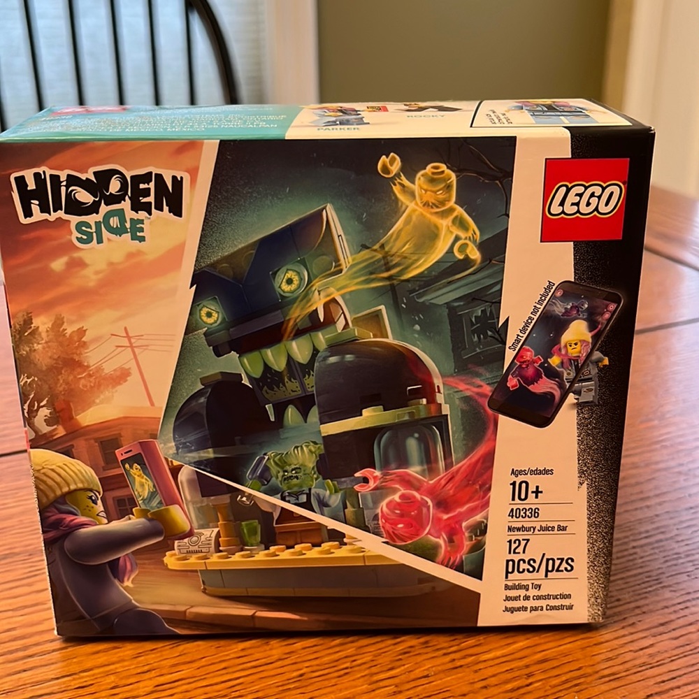 Lego Hidden Side Ghostly Juice Bar Set - Black, Green, Yellow